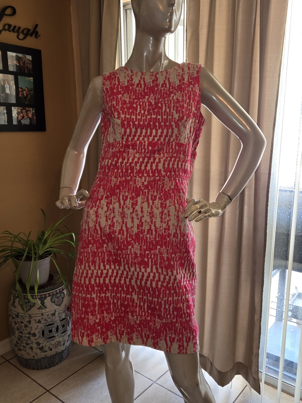 Just Taylor Pink Cream Abstract Sheath Dress Size 8 Sleeveless Cotton Lined
